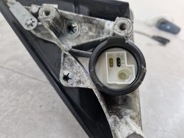 BMW F30 F31 ЗЕРКАЛО ПРАВОЕ 6-контактное, ЧЕРНЫЙ САПФИР 475 UK