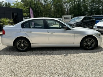 BMW Seria 3 E90-91-92-93 2009 BMW 318 136kM! Manual! Skórzane fotele!, zdjęcie 7