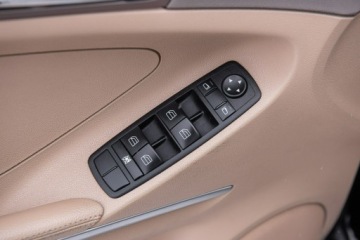 Mercedes Klasa M W164 Off-roader 3.0 V6 (320 CDI) 224KM 2007 Mercedes ML 320 AMG-Line ! 4 Matic Full Opcja !, zdjęcie 28