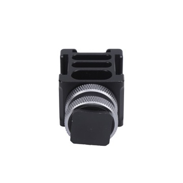 Adapter do mocowania zimnej stopki do aparatu