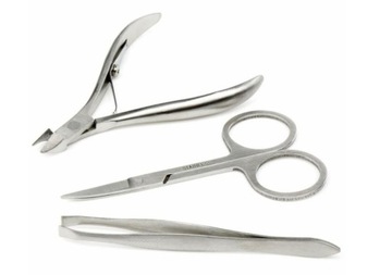 МАНИКЮРНЫЙ НАБОР КЛИПЦЫ ДЛЯ НОГТЕЙ НОЖНИЦЫ 14 ЭЛЕМЕНТОВ ЧЕХОЛ