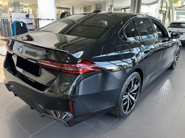 BMW Seria 5 G90-91 Touring 2.0 520d 197KM 2025 BMW Seria 5 520d xDrive Sport Sedan 2.0 (197KM) 2025, zdjęcie 2