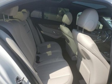 Mercedes Klasa E W213 2020 Mercedes-Benz Klasa E 350, 2020r., 4x4, 2.0L 2.0 Benzyna 255KM, zdjęcie 8