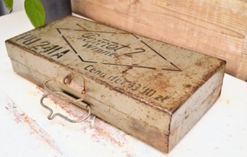 Старый металлический ящик /toOL CASE POMET