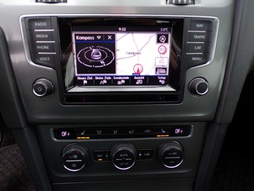 Volkswagen Golf VII Hatchback 3d 1.6 TDI-CR DPF 105KM 2013 VOLKSWAGEN GOLF VII 1.6 TDI Z NIEMIEC ZAREJESTROWANY, zdjęcie 18