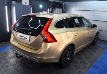Volvo V60 I Kombi 2.0 D3 163KM 2011 Volvo V60 D3_ Automat_ Hak_ Skory_ Nawigacja_ 2.0 Diesel 163KM, zdjęcie 27