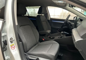 Volkswagen Golf VIII Hatchback Facelifting 1.5 TSI 116KM 2024 Volkswagen Golf Nowy Golf Variant Life 1.5 Benzyna 116KM, zdjęcie 7