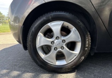 Kia Venga Mikrovan 1.6 DOHC CVVT 125KM 2014 Kia Venga SalonPL 1.6 125KM XL KlimaAutom. Podgrzew.Fot Tempomat Alu16 Zad, zdjęcie 28