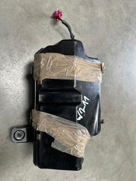 MERCEDES E TŘÍDA W211 ČERPADLO MOTOR KRYT KUFRU 2118000048