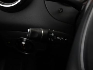 Mercedes CLA C117 Shooting Brake 1.6 200 156KM 2016 Mercedes CLA 200 Automat Navi Czujniki parkowania, zdjęcie 31