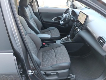 Toyota Yaris IV Cross Facelifting 1.5 Hybrid Dynamic Force 130KM 2024 Toyota Yaris Cross Hybrid 1.5 Executive 1.5 Hybryd, zdjęcie 11