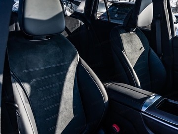 Mercedes GLC C254/X254 Coupe 2.0 200 204KM 2025 MERCEDES-BENZ GLC 200 4-Matic AMG Line Suv 204KM 2025, zdjęcie 3