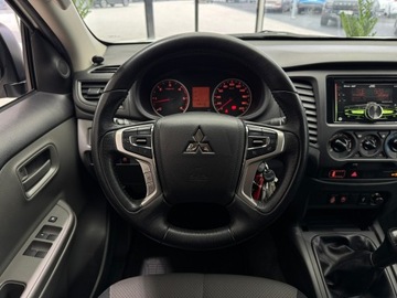 Mitsubishi L200 V Club Cab 2.4 154KM 2019 Mitsubishi L200 DC Invite / Wyciągarka / Hak / Sal, zdjęcie 13