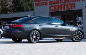 Jaguar XF II Sedan 2.0 i4D 180KM 2018 Jaguar XF R-Sport Ogrzew.Kierow. Navi Pro 10,2’" Fotele Elek.+Ogrz. Carplay, zdjęcie 6