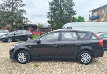 Kia Ceed I SW Facelifting 1.6 CRDi WGT 90KM 2010 Kia Ceed Kia Ceed 1.6 Diesel 90KM, zdjęcie 4