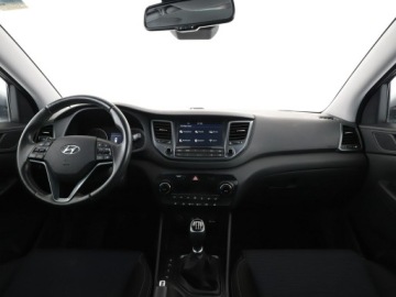 Hyundai Tucson III SUV 1.6 GDI 132KM 2017 Hyundai Tucson klima auto navi grzane fotele, zdjęcie 14