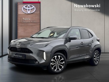 Toyota Yaris IV Hatchback 1.5 Hybrid Dynamic Force 116KM 2024 Toyota Yaris Cross Hybrid 1.5 Style Hybrid 1.5 Sty