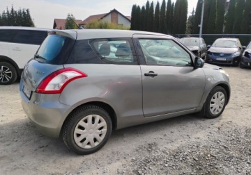 Suzuki Swift V 2011 Suzuki Swift I rej 2012r, 1.2 Benzyna. Delikatnie uszkodzony prawy przod., zdjęcie 18