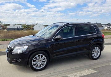 Volkswagen Tiguan I SUV 1.4 TSI BlueMotion 150KM 2011 Volkswagen Tiguan Volkswagen Tiguan I 1,4 TSI 150 KM Team Serwisowany Bezw, zdjęcie 1