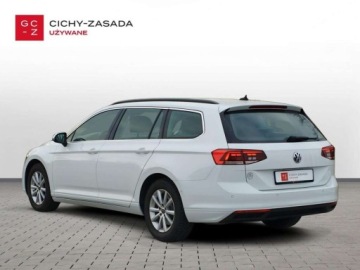 Volkswagen Passat B8 Variant Facelifting 2.0 TDI 190KM 2020 Volkswagen Passat 2.0 TDI 190KM Business DSG Kamera Virtual Android, zdjęcie 2
