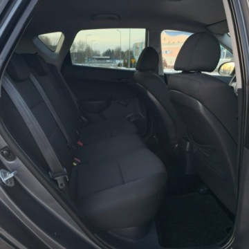 Hyundai i30 I Hatchback 1.4 109KM 2010 Hyundai i30 1.4 Blue Classic, zdjęcie 24