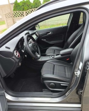 Mercedes GLA I Off-roader 2.1 200 CDI 136KM 2016 Mercedes-Benz GLA Mercedes-Benz GLA 200 (CDI) d 7G-DCT 2.1 Diesel 136KM, zdjęcie 12