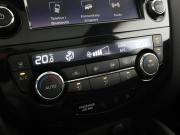 Nissan Qashqai II Crossover 1.6 DIG-T 163KM 2017 Nissan Qashqai skóra full LED navi klima auto, zdjęcie 25