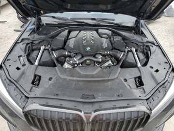 BMW Seria 7 G11-G12 2021 BMW Seria 7 750xi 2021 4.4l 4.4 Benzyna 523KM, zdjęcie 6