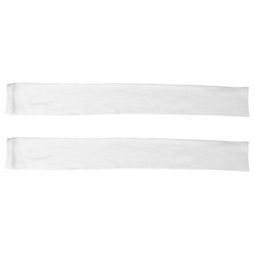 Футбольные чулки длиной до икры с рукавами.