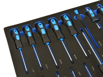 Вставка – набор отверток из 21 предмета.
