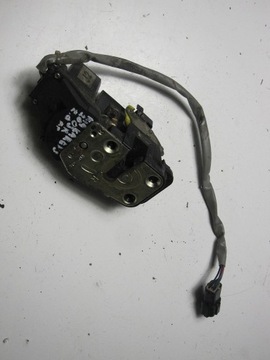 ZAMEK DRZWI PRZEDNI PRAWY KIA CARENS 03R