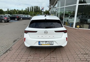 Opel 2023 Opel Astra Bogata wersja z najoszczedniejszym silnikiem benzynowym. 1.2, zdjęcie 3