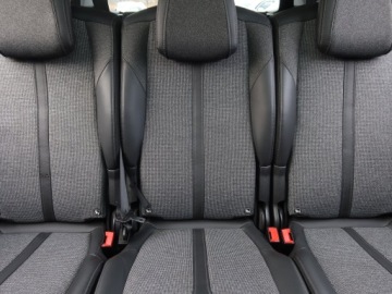 Peugeot 5008 II Crossover 1.6 BlueHDI 120KM 2018 Peugeot 5008 1.6 BlueHDi, Salon Polska, zdjęcie 9