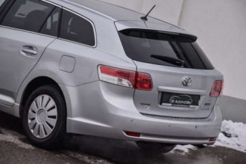 Toyota Avensis II Kombi 2.0 D-4D 126KM 2009 Toyota Avensis TOYOTA AVENSIS 2.0D4D 126KM Xenon Czujniki Parkowania Salon, zdjęcie 10