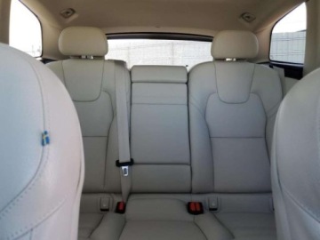 Volvo XC60 II 2022 Volvo XC 60 2022r., 4x4, 2.0L 2.0 Hybryda 247KM, zdjęcie 8