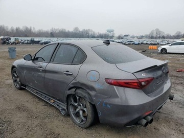 Alfa Romeo Giulia II Sedan 2.0 TBi 280KM 2018 Alfa Romeo Giulia TI Q4 2018 2.0l 2.0 Benzyna 280KM, zdjęcie 1