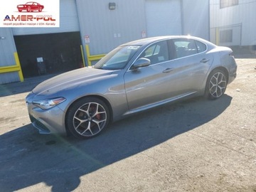Alfa Romeo Giulia II Sedan Facelifting 2.0 Turbo 280KM 2021 Alfa Romeo Giulia TI 2021 2.0l 2.0 Benzyna 280KM