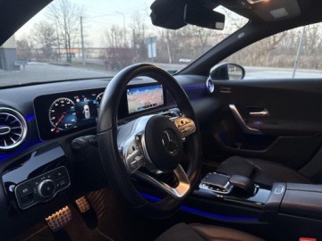 Mercedes Klasa A W177/V177 Hatchback 1.3 200 163KM 2019 Mercedes-Benz A 200, zdjęcie 13