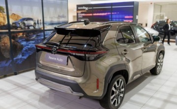 Toyota 2025 Toyota Yaris Cross Cross Hybrid 1.5 Premiere Edition 1.5 Hybryda 92KM, zdjęcie 2