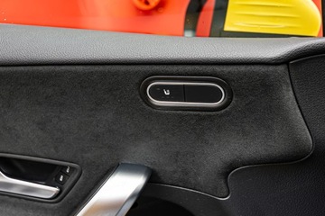 Mercedes Klasa A W177/V177 2021 MERCEDES-BENZ A Klasa A 180 7G-DCT 1.3 136KM 2021, zdjęcie 7