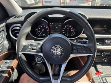Alfa Romeo Stelvio SUV 2.0 Turbo 280KM 2018 Alfa Romeo Stelvio Q4 2.0 Turbo 280 KM, Panorama,, zdjęcie 8