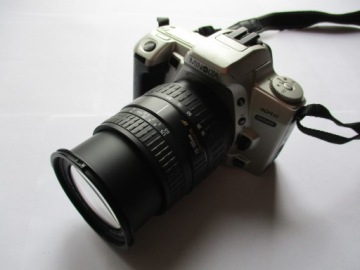 Minolta 404si Sigma Zoom 28–105 мм 3,8–5,6 UC III