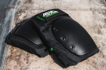 Наколенники REKD Energy Ramp L черные