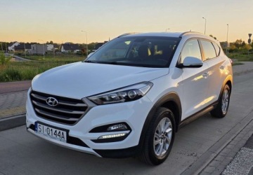 Hyundai Tucson III SUV 1.6 GDI 132KM 2017 Hyundai Tucson Hyundai Tucson III 1,6 GDI 132 KM Navi Kamera Cofania Andro