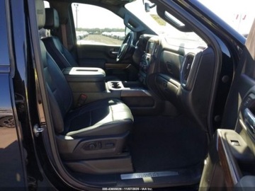 Chevrolet Silverado II 2022 Chevrolet Silverado 2022r., 4x4, 2500HD, Crew Cab, High Country 6.6 Diesel, zdjęcie 8