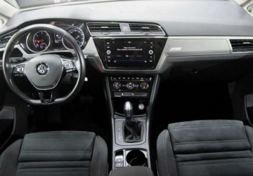 Volkswagen Touran III 2019 Volkswagen Touran 2.0 TDI _ Automat _ 5os _ 2.0 Diesel 115KM, zdjęcie 8