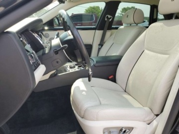 Rolls-Royce 2015 Rolls-Royce Ghost 2015 6.6l 6.6 Benzyna 563KM, zdjęcie 7