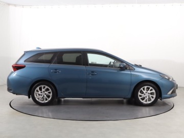 Toyota Auris II Touring Sports Facelifting 1.8 Hybrid 136KM 2017 Toyota Auris Hybrid, Salon Polska, Serwis ASO, zdjęcie 5