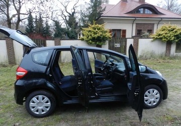 Honda Jazz III 1.4 i-VTEC 100KM 2012 Honda Jazz AUTOMAT 1,4 papiery SERWISY 1wlasciciel PO LIFT 1.3 Benzyna, zdjęcie 9