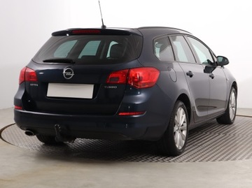 Opel Astra J Sports Tourer 1.4 Turbo ECOTEC 140KM 2012 Opel Astra 1.4 T, Xenon, Klima, Klimatronic, zdjęcie 4
